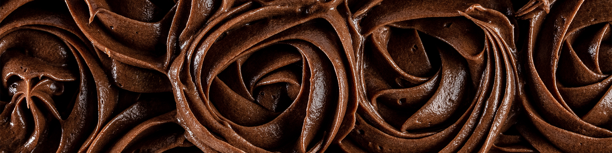 chocolate buttercream frosting made with domino powdered sugar