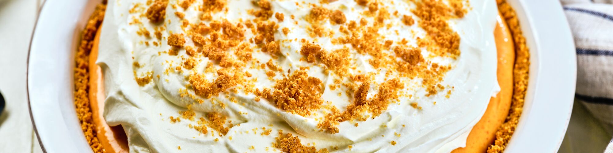 no bake pumpkin cream pie made with domino powdered sugar