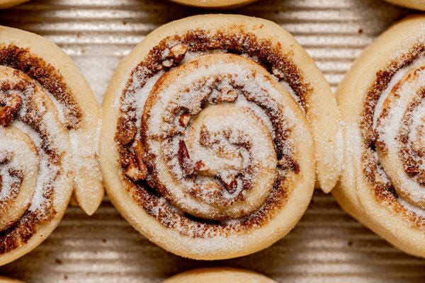 iced cinnamon rolls made with domino sugars