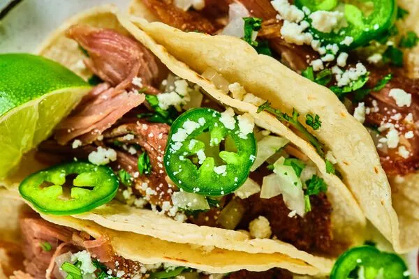 Tacos de Carnitas con Azúcar Moreno