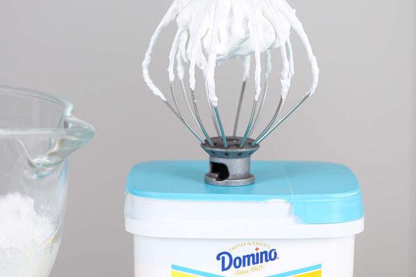 #4 Look for Stiff Peaks