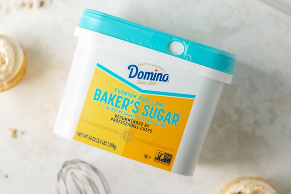 Toasted Almond Crumble Cupcakes